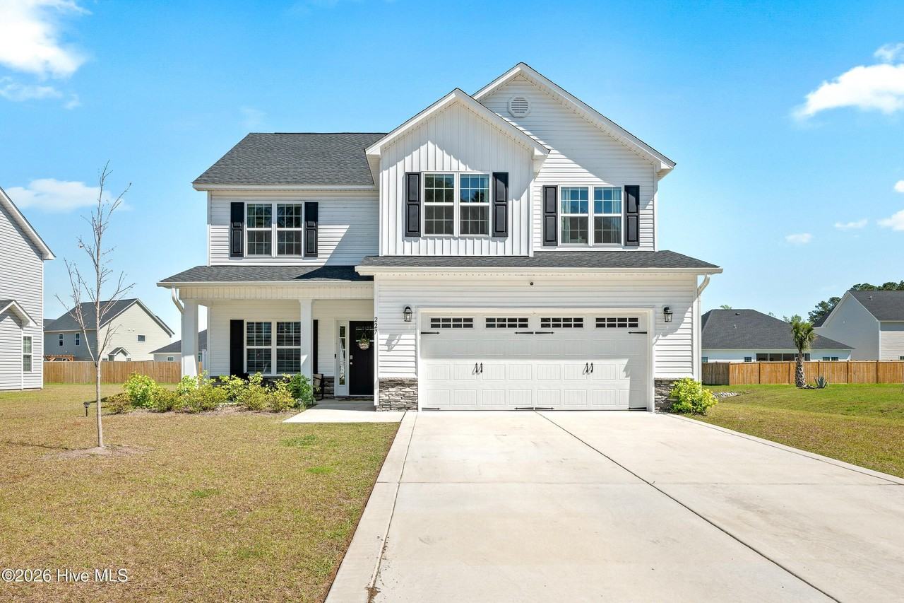 227 Lookout Ln
