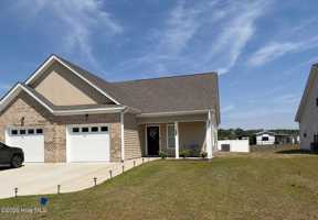 featured image of 652 Abigail Taylor Dr #B