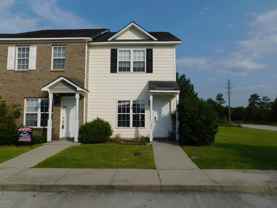 100 Streamwood Dr - Photo 1 of 1