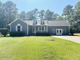 featured image of 1215 Willow Springs Dr W