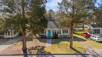 featured image of 607 Watson Ave