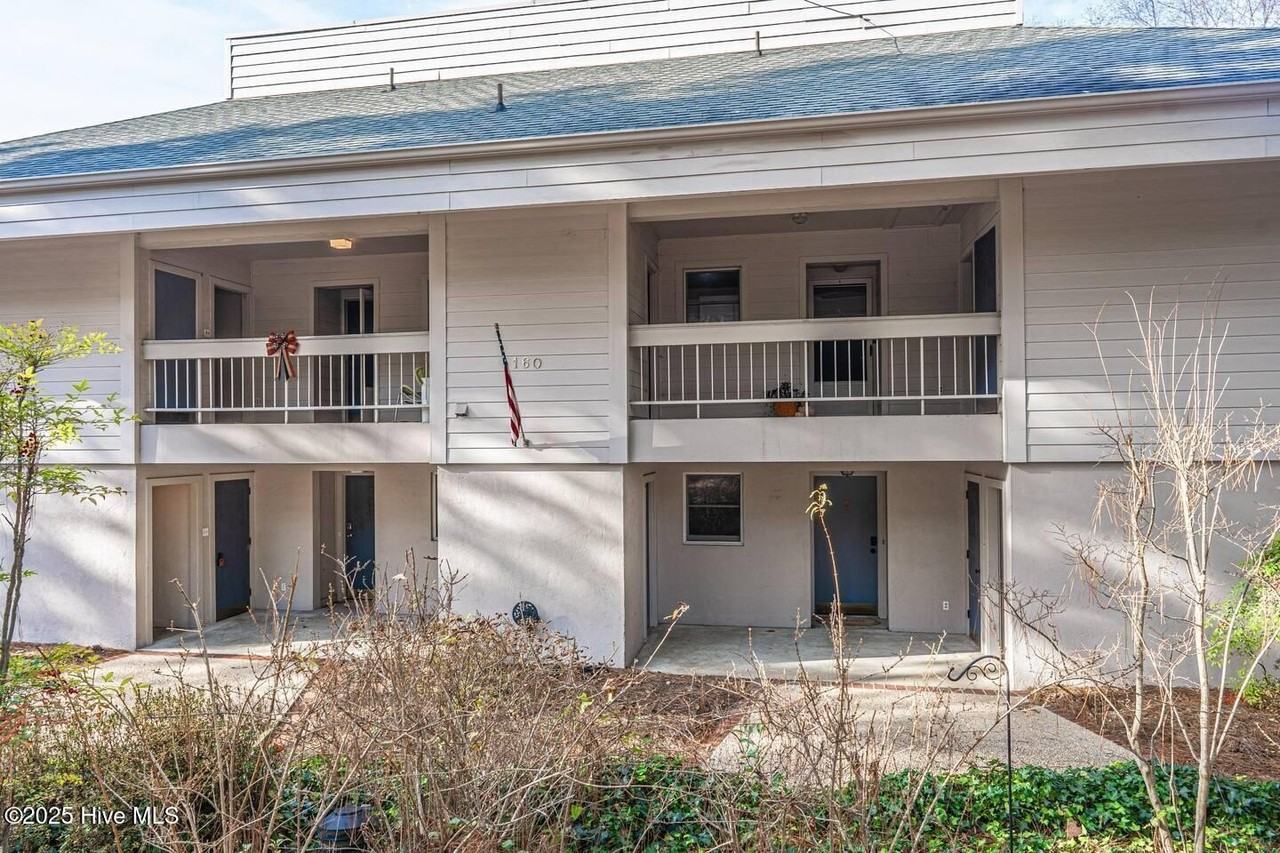160 S May St #4