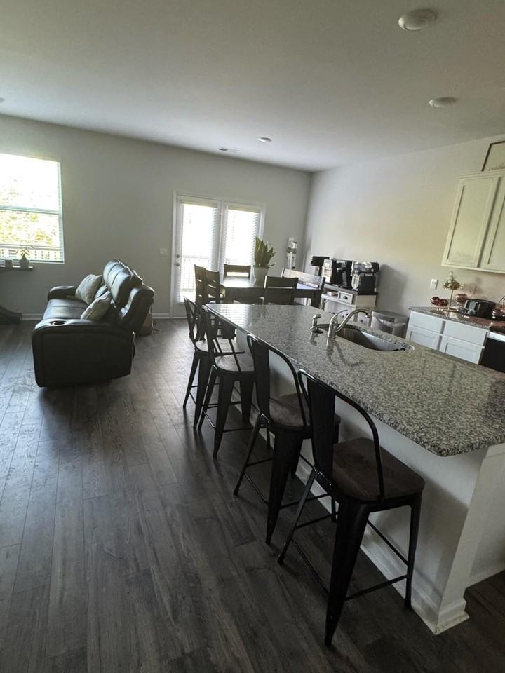 5409 Victoria Fls - Photo 3 of 28