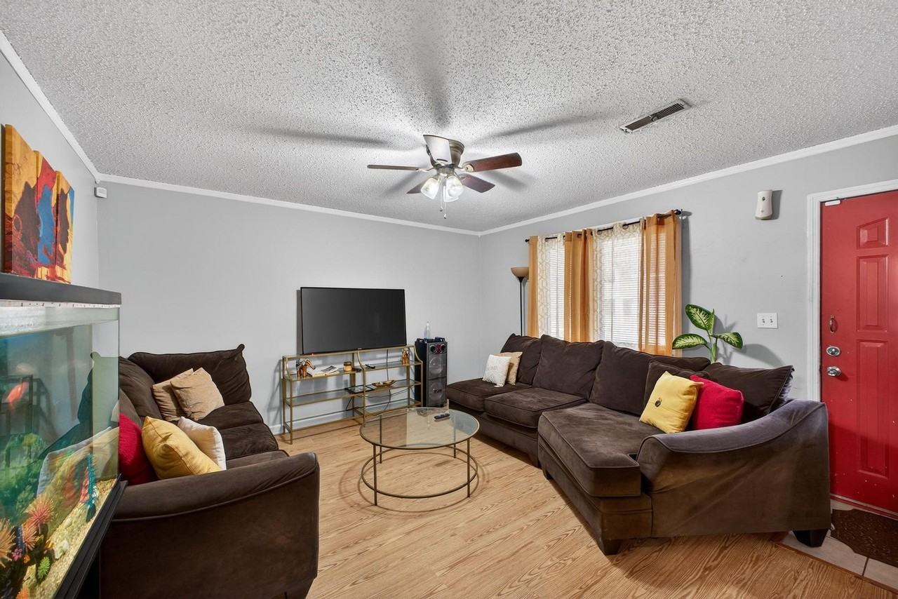 2914 Cumberland Dr - Photo 5 of 16