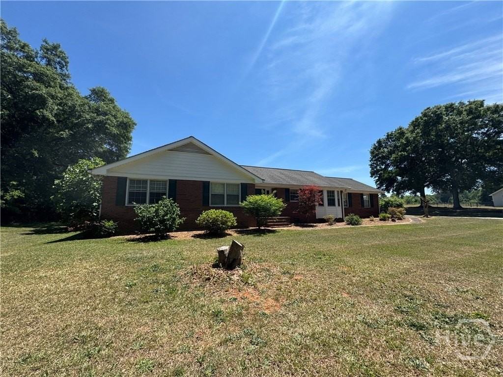 1041 Limmerick Dr - Photo 2 of 24