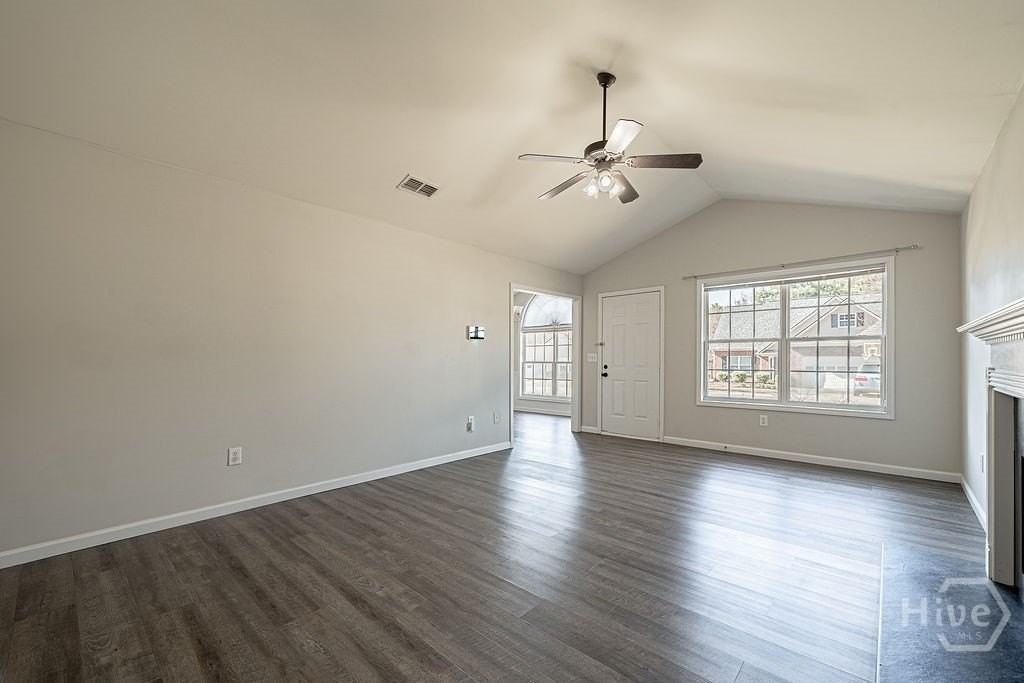 172 Tall Pine Ln - Photo 2 of 23