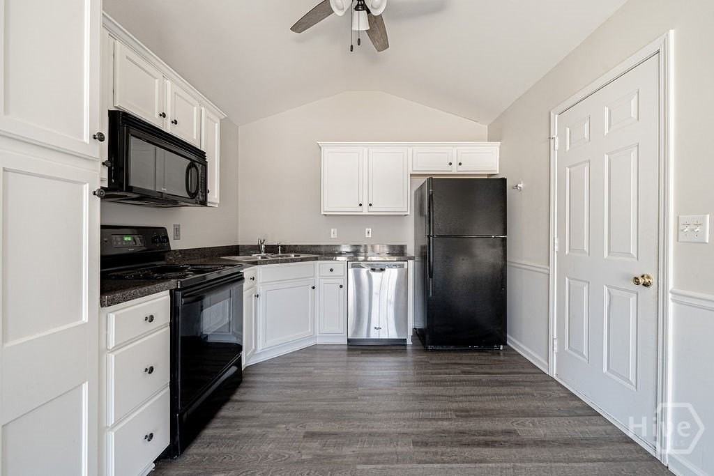 172 Tall Pine Ln - Photo 5 of 23