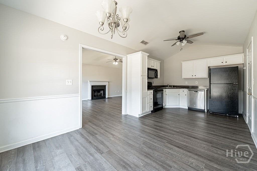 172 Tall Pine Ln - Photo 7 of 23