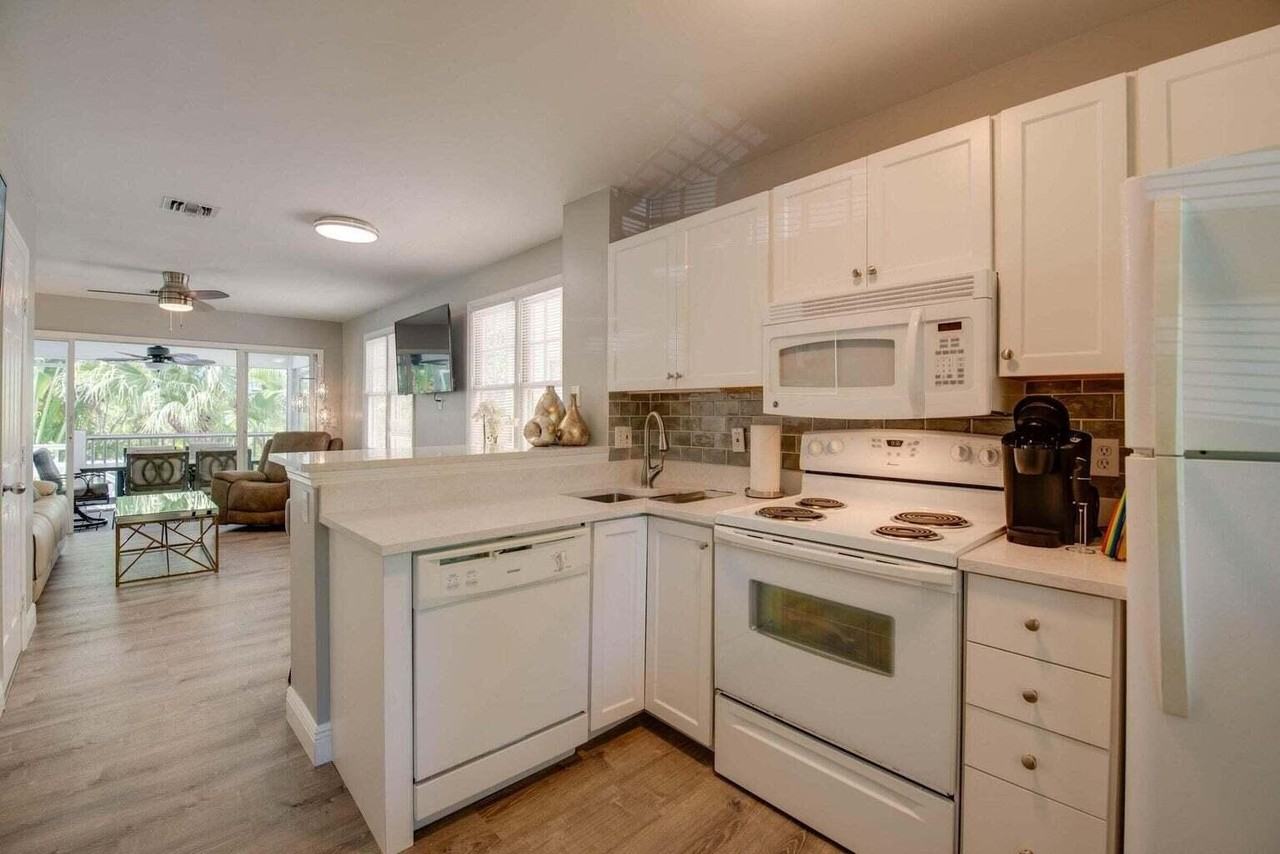 36 Merganser Ln - Photo 4 of 12