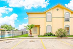 featured image of 1000 Ranchway Dr