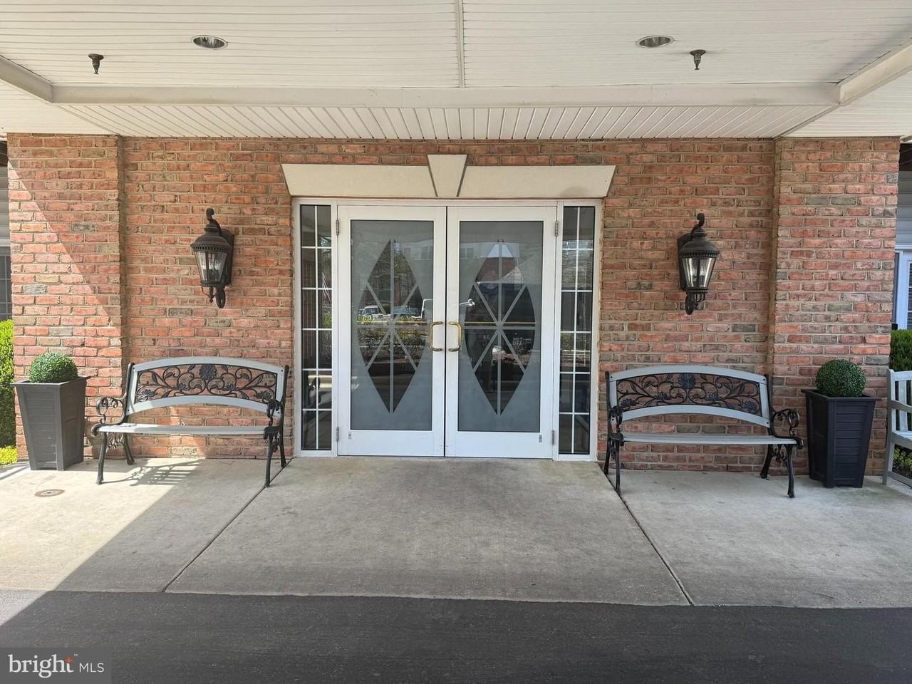 2604 Chapel Lake Dr - Photo 7 of 50