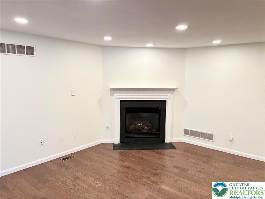 1319 Mohr Cir - Photo 5 of 32