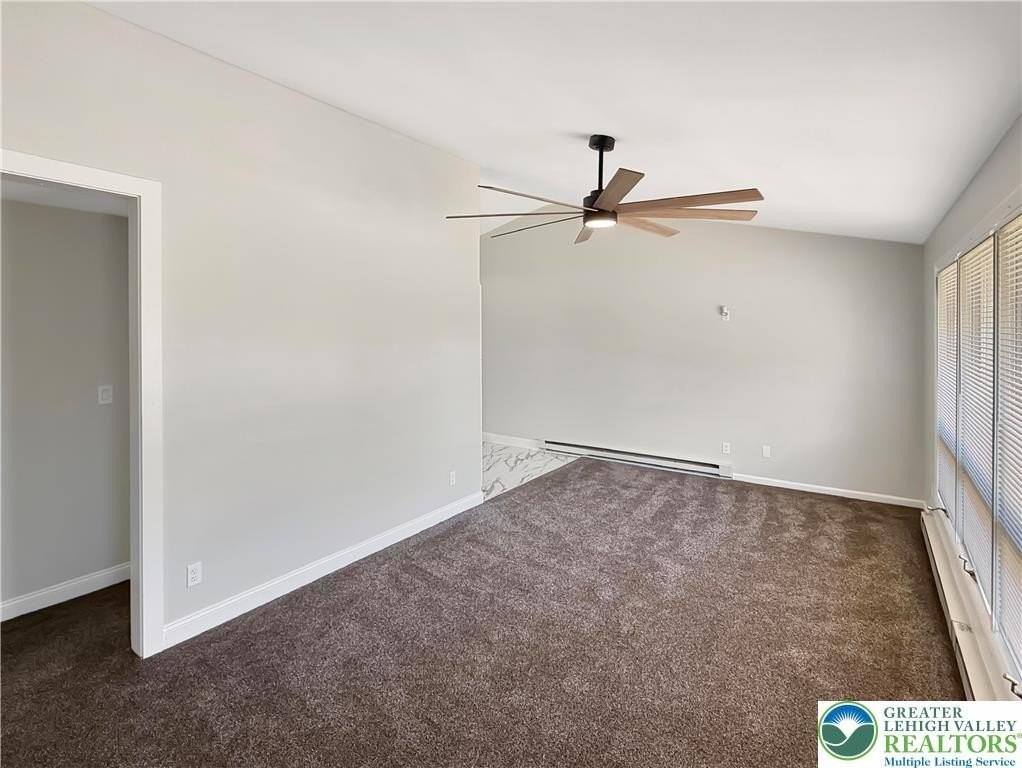 308 Hemlock Ln - Photo 7 of 19