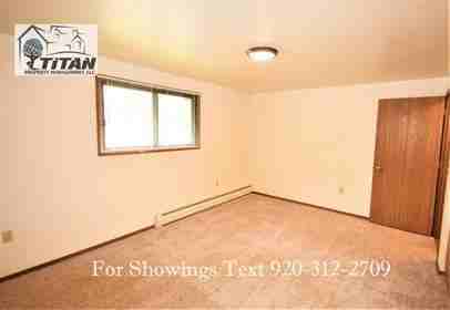 2111 Henry Street - Photo 6 of 10