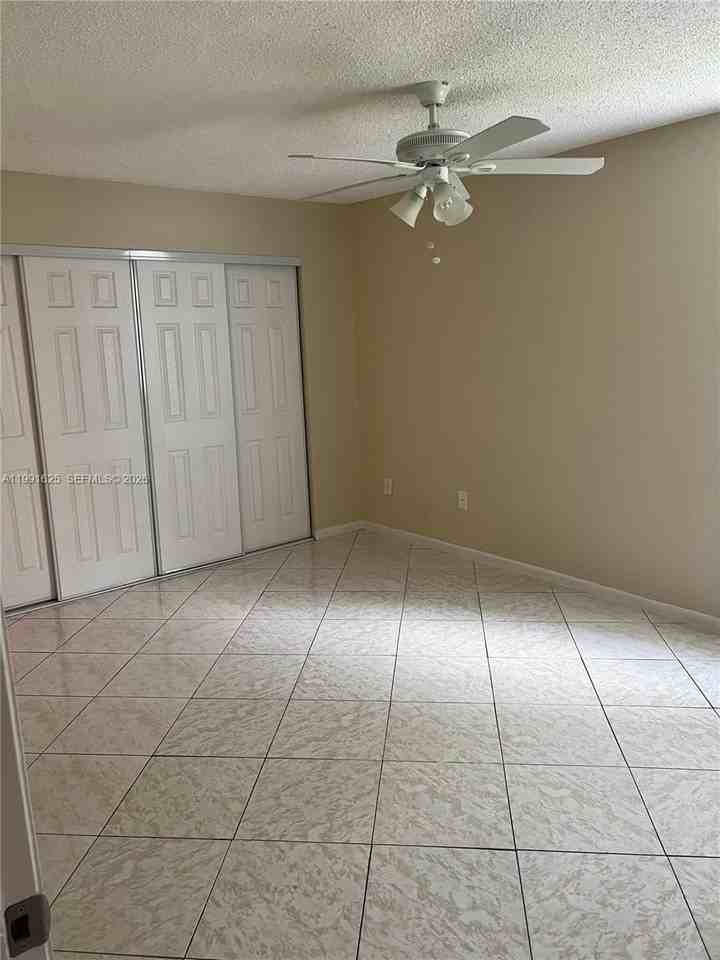 802 Constitution Dr #802B - Photo 5 of 11