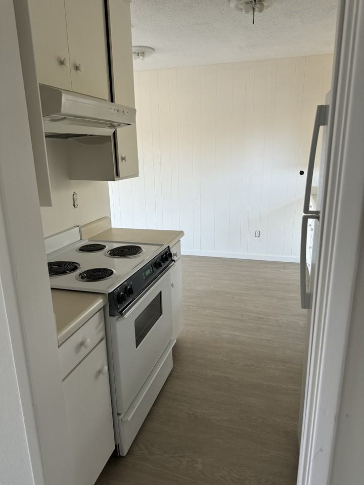 21 Circle Drive - Photo 4 of 6