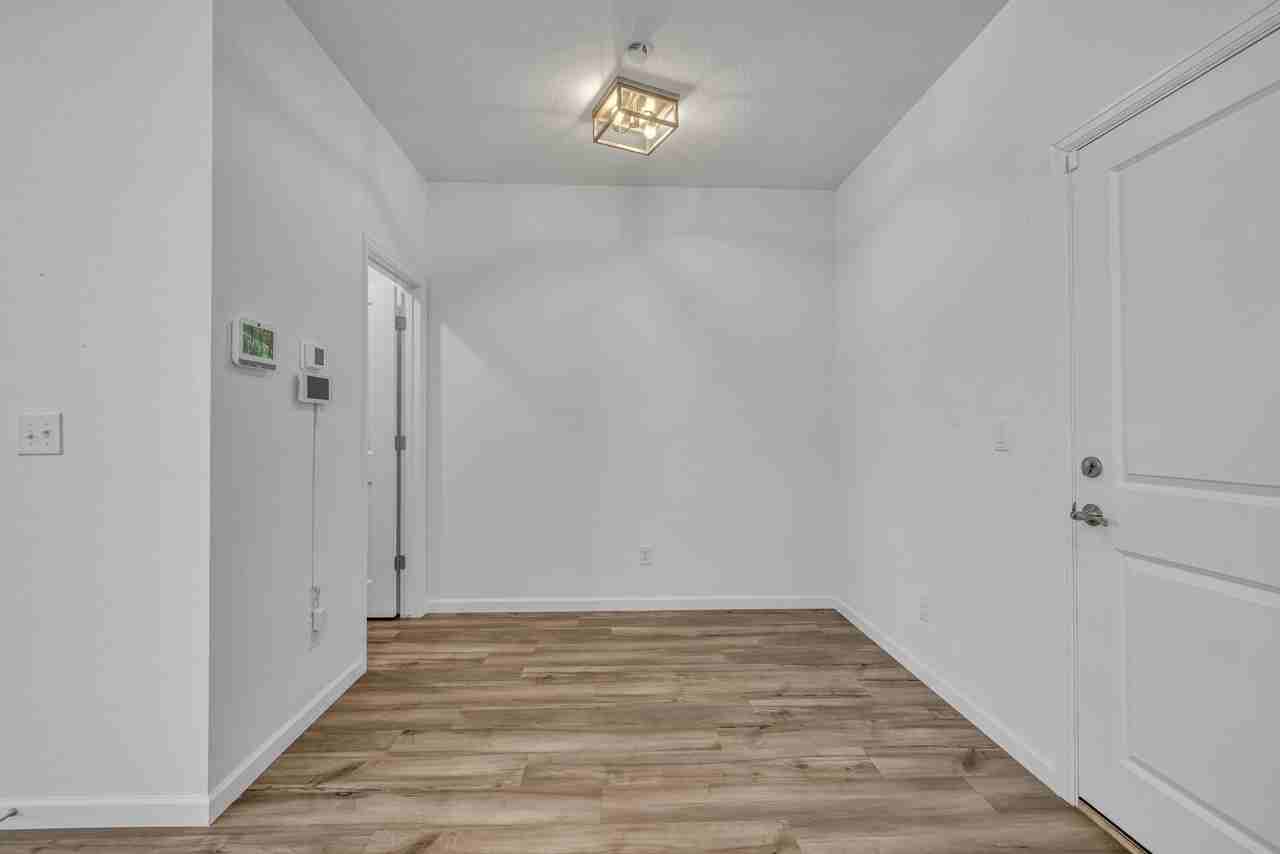 18152 Caffey Dr - Photo 7 of 20