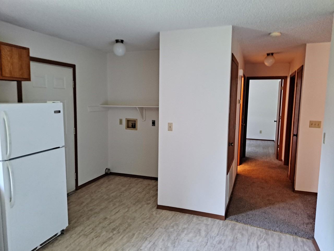 313 McKennon Ct - Photo 7 of 17