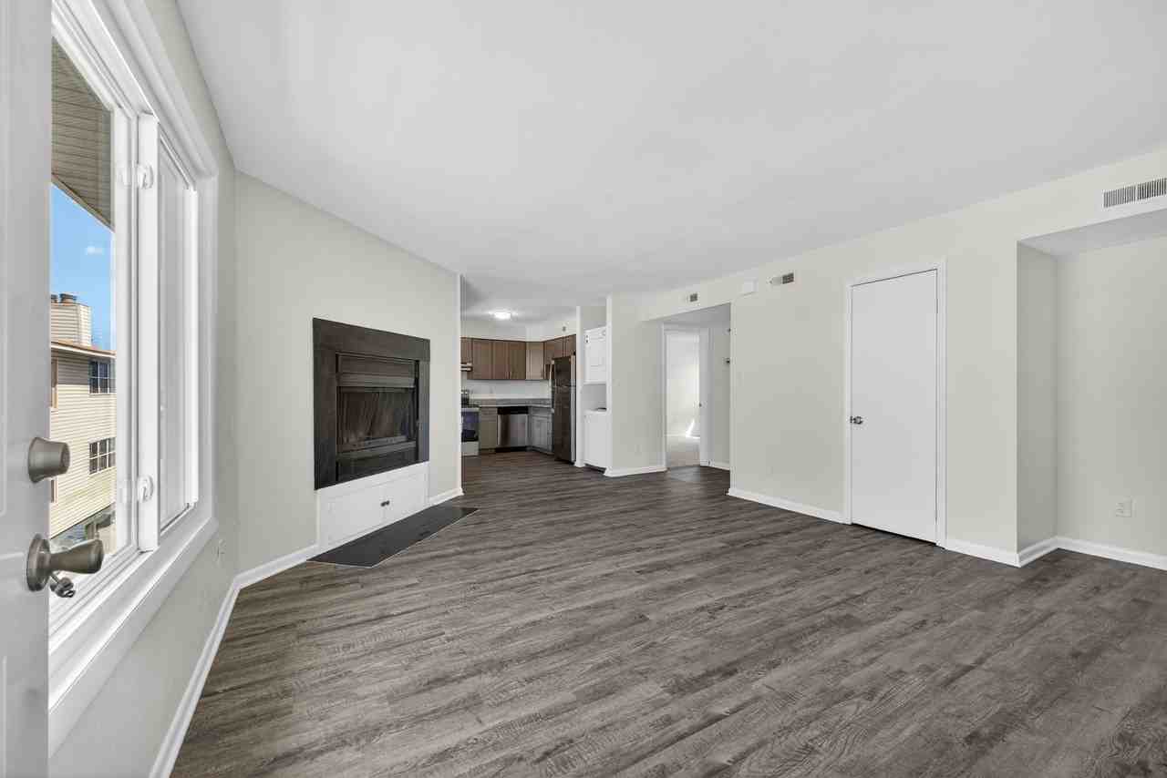 1415 East Ocean View Avenue - Photo 2 of 15