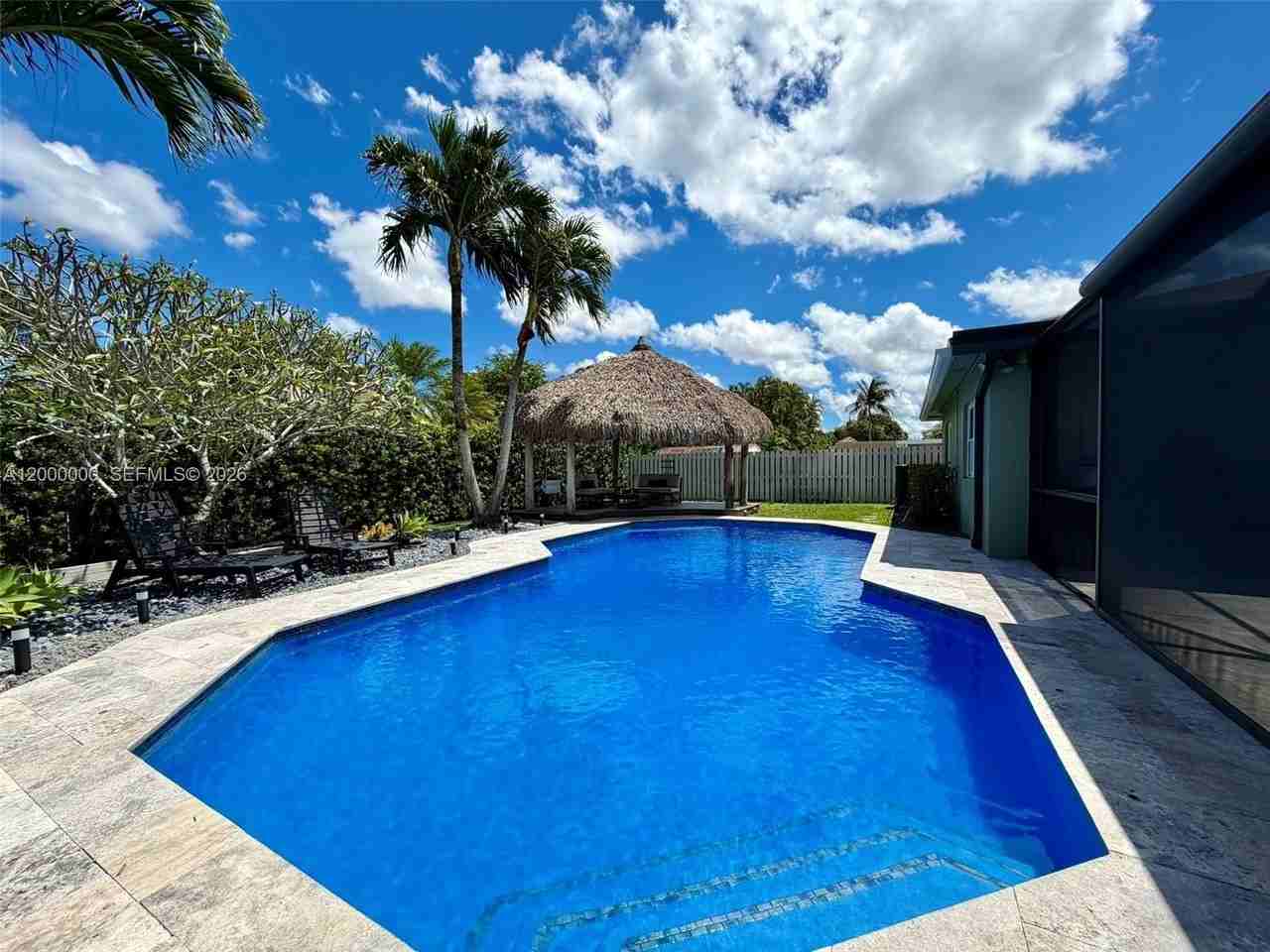 5704 Sw 116th Ave - Photo 2 of 49