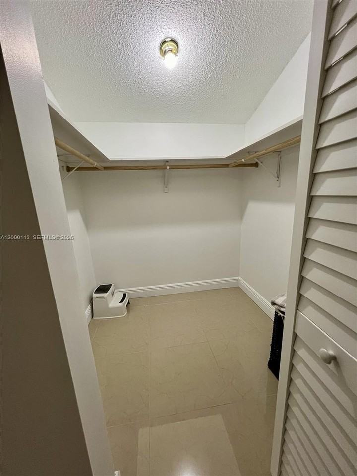 10356 Sw 11th Ter #2-24A - Photo 6 of 12