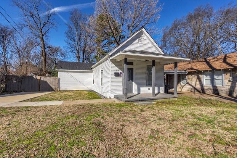 857 Pope St - Photo 2 of 18