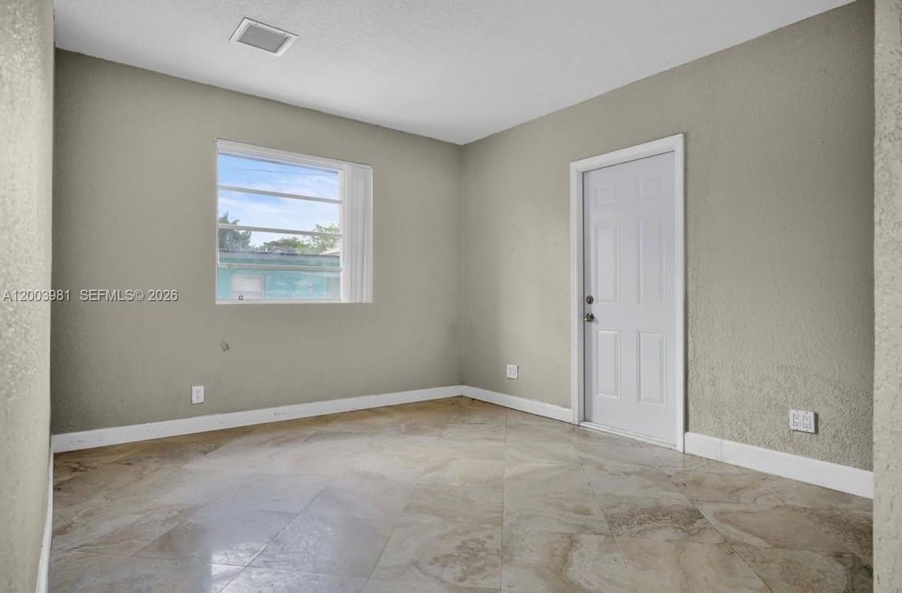 1630 Van Buren St - Photo 7 of 13