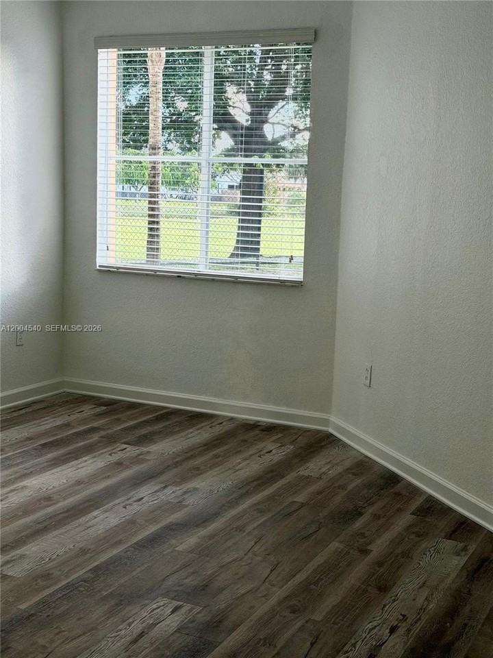 7130 Nw 177th St #105-8 - Photo 6 of 10