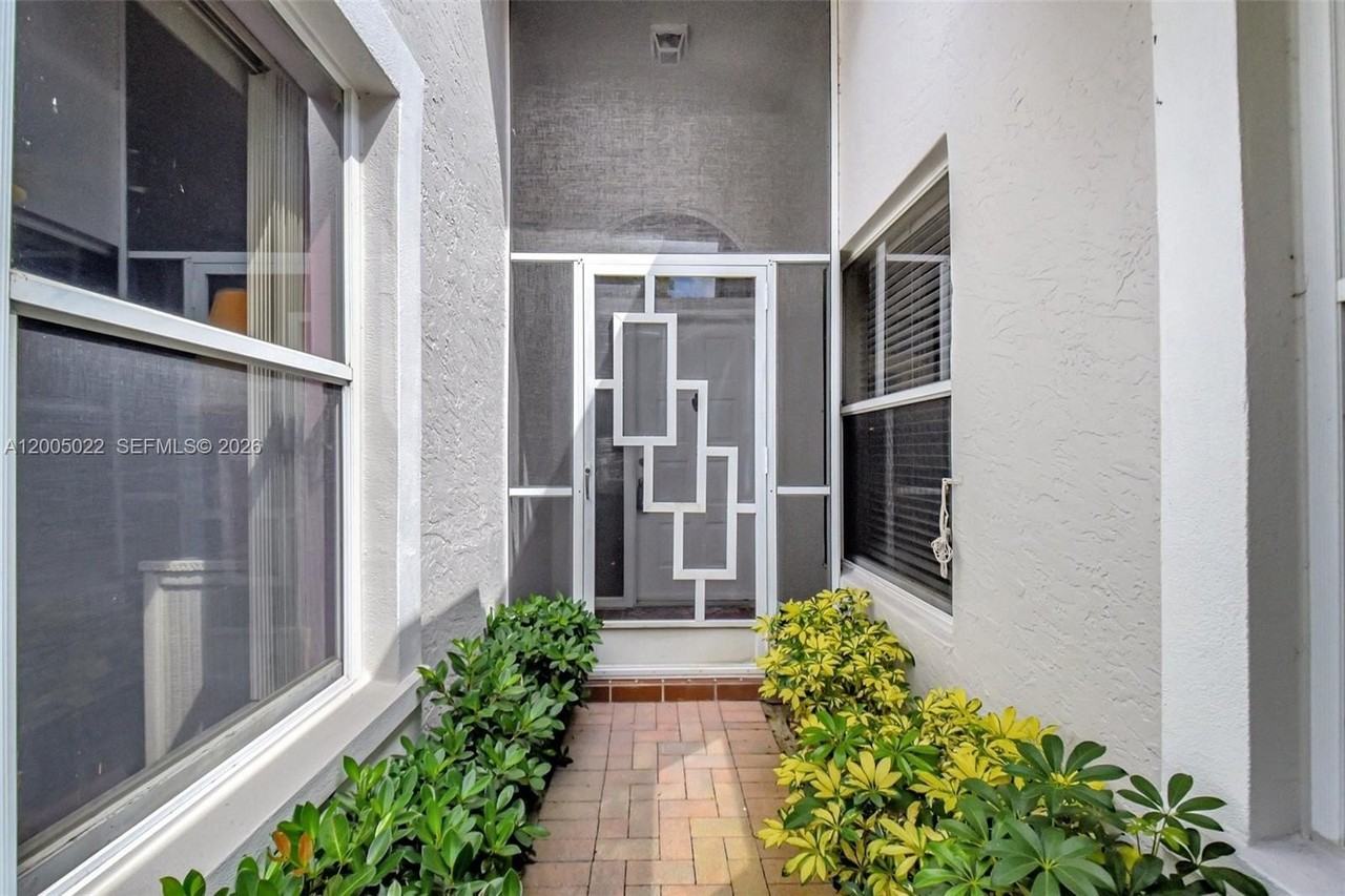 7713 Springwater Pl #A - Photo 4 of 42