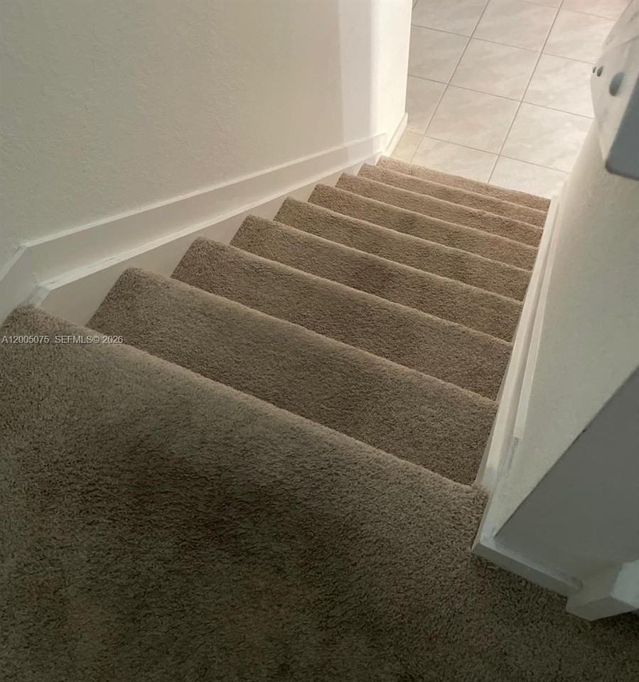 1281 Ne 3rd Ave #1281 - Photo 3 of 14