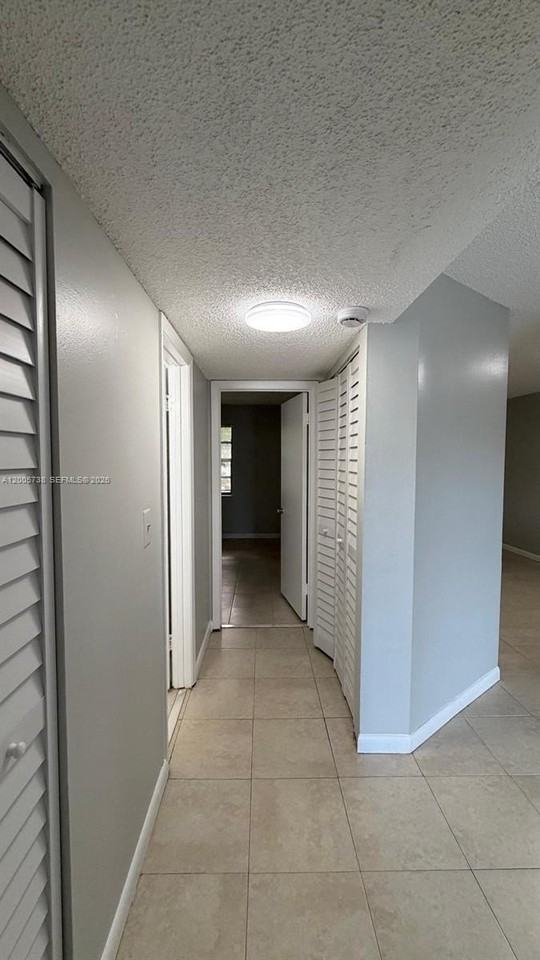 4010 Lakeside Dr #4010 - Photo 4 of 9