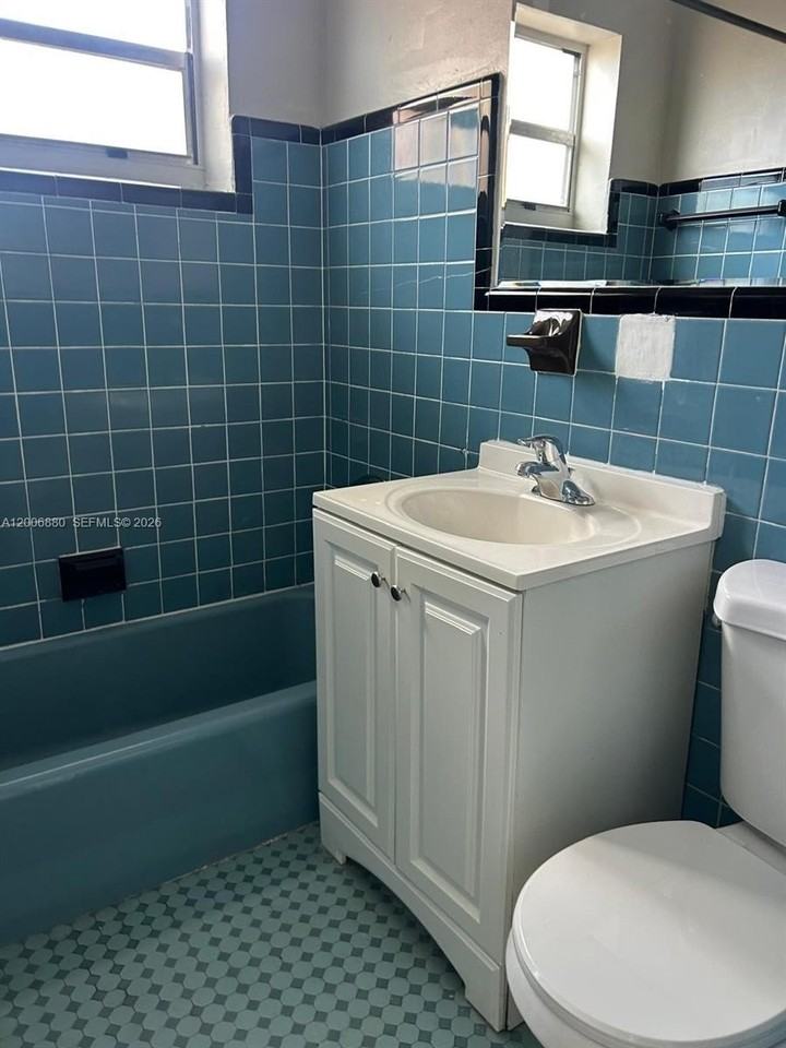 1743 Nw 15th St #1743 - Photo 7 of 7