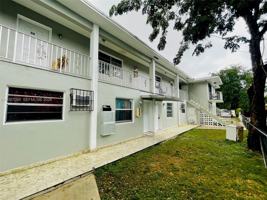 featured image of 121 Ne 80th Ter #4