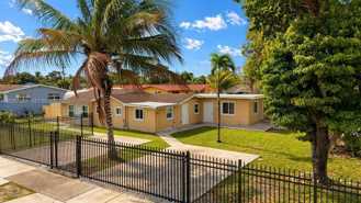 1124 Nw 100th Ter #2 - Photo 1 of 1
