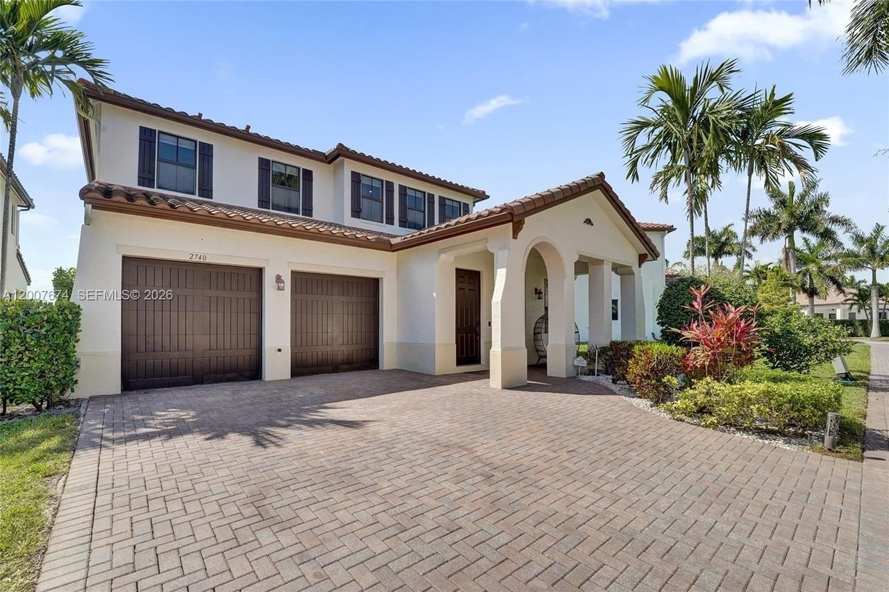 2740 Nw 83rd Ter - Photo 2 of 50