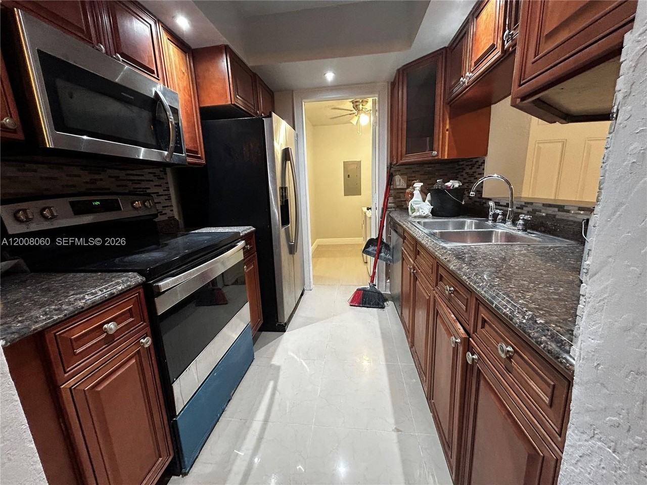 2960 Nw 68th Way #2960 - Photo 6 of 19