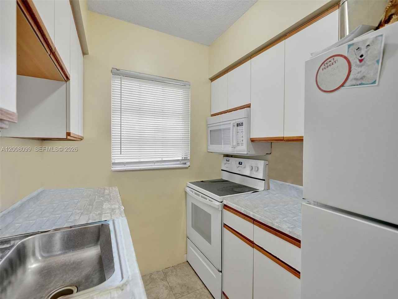 1211 Ne 23rd Ave #2 - Photo 2 of 12