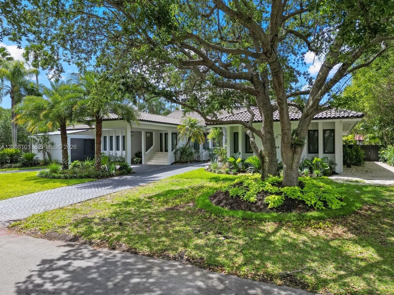 7460 Sw 179th St - Photo 2 of 50