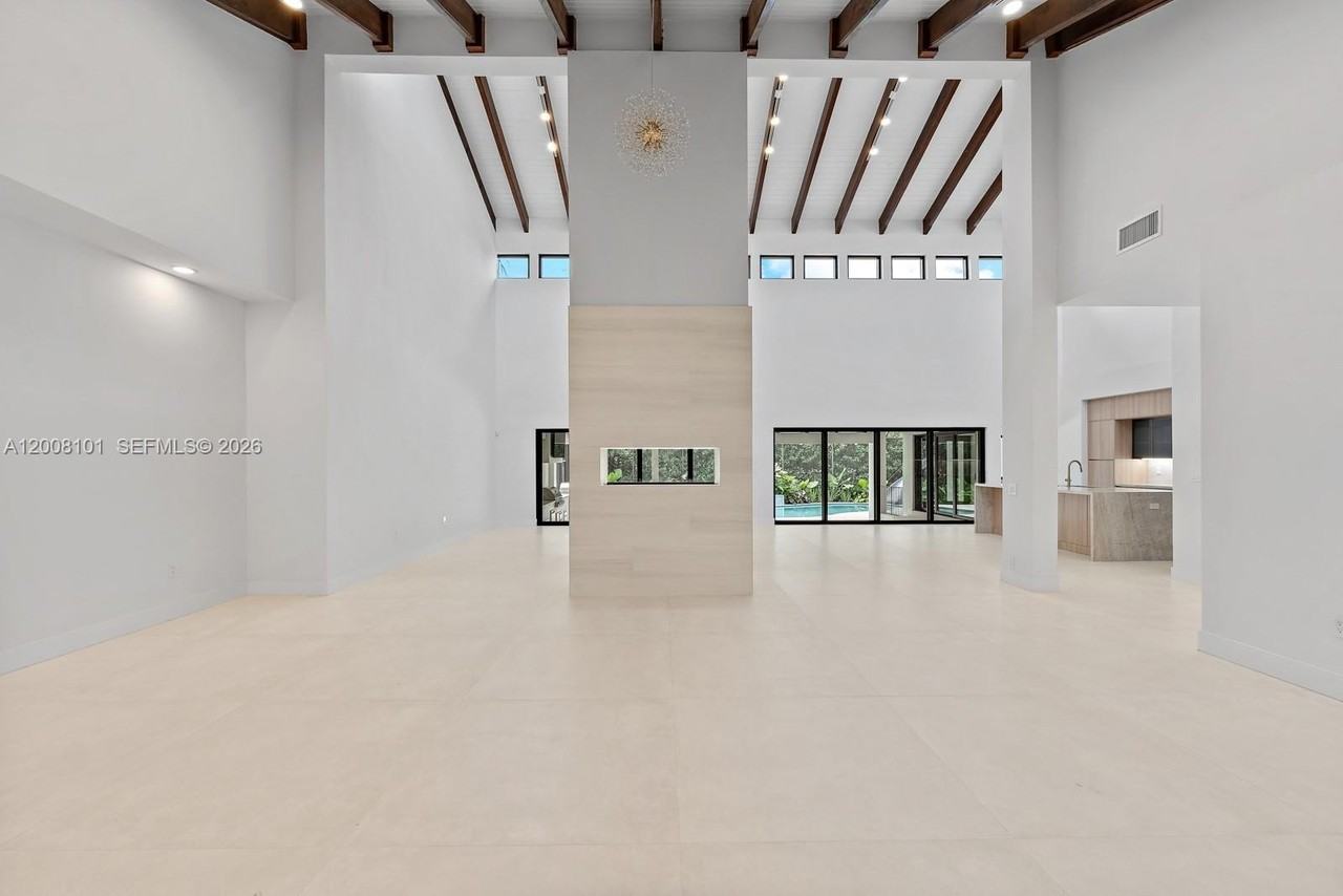 7460 Sw 179th St - Photo 5 of 50