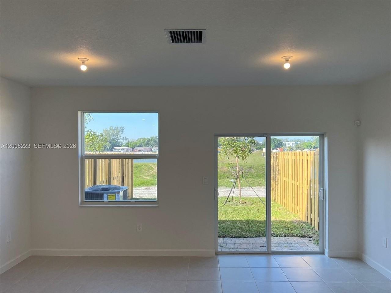 12436 Nw 23rd Ct #12436 - Photo 4 of 37