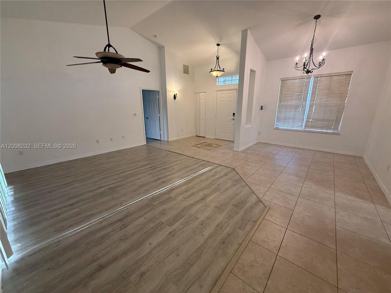 3262 Sw Cohutta St - Photo 6 of 37