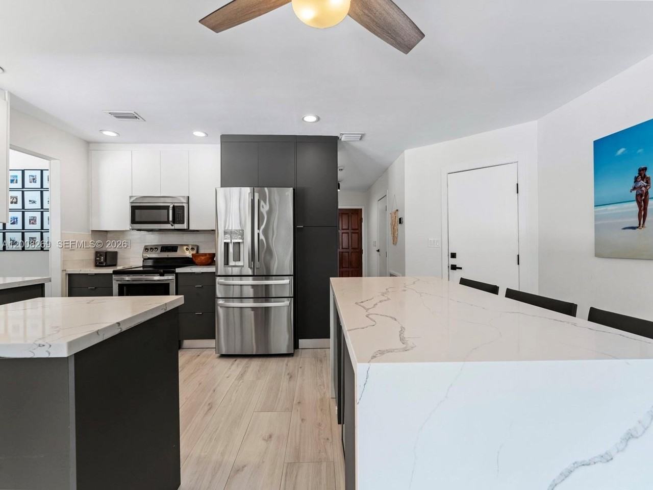 11998 Sw 51st Ct - Photo 7 of 50