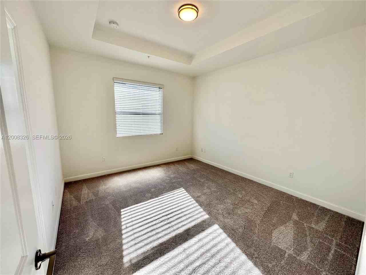 261 Sw 159th Way - Photo 7 of 17