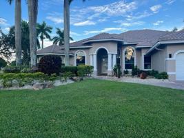 featured image of 2534 Poinciana Dr