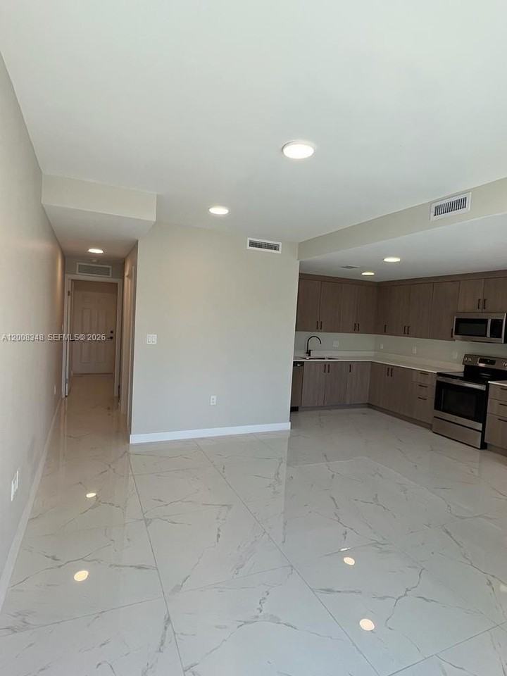 25707 Sw 144th Ave #25707 - Photo 2 of 14