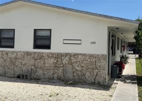 featured image of 100 Sw 6th St #3