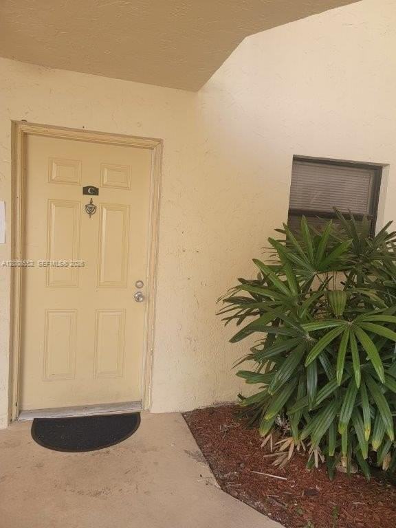 1522 Lake Crystal Dr #C - Photo 4 of 15