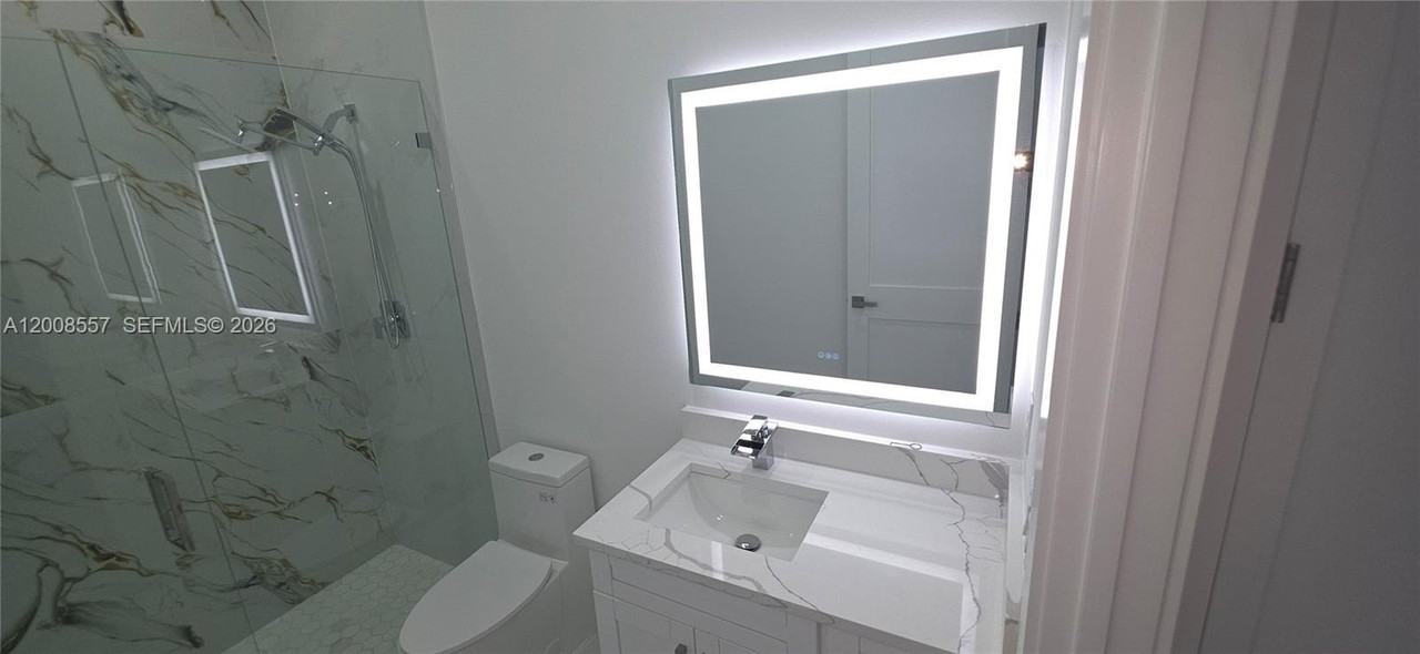 322/324 Poplar #22 - Photo 5 of 38