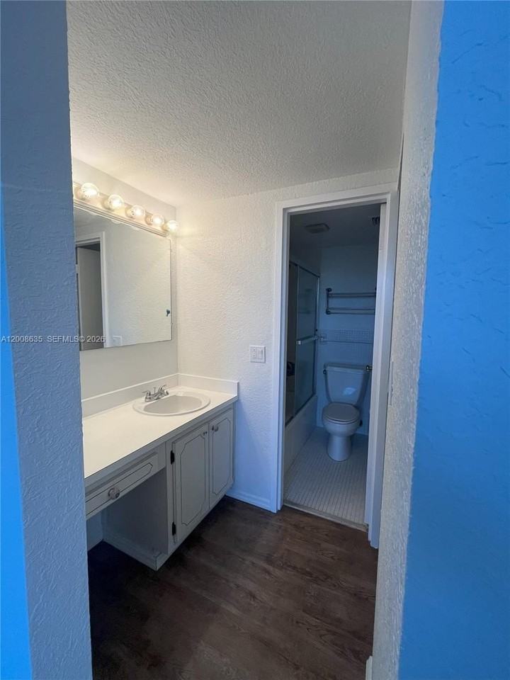 3660 Ne 166th St #305 - Photo 2 of 16