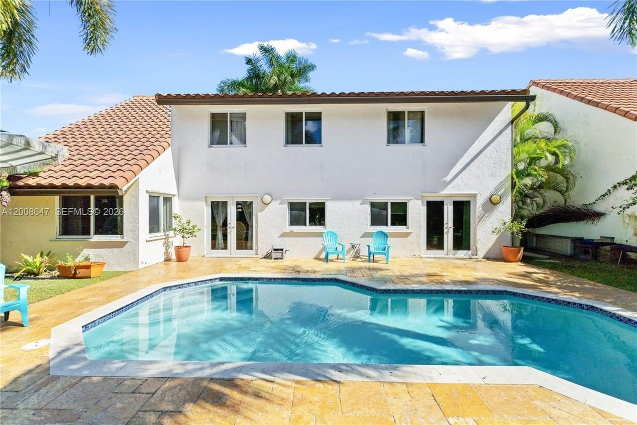 2560 Bass Way #2560 - Photo 3 of 42